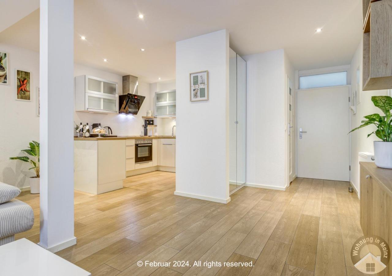 Schoene Wohnung In Beliebte Stadtteil Von Μάιντς Εξωτερικό φωτογραφία